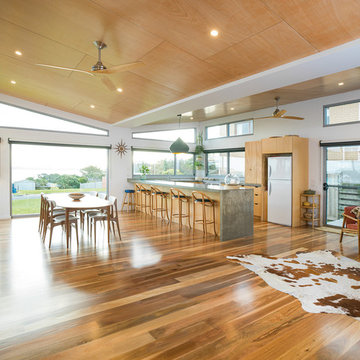 Contemporary Kitchen