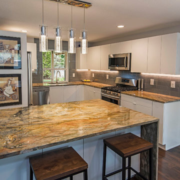 Contemporary Kitchen - Bend, OR