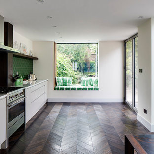 Photo of a contemporary kitchen in London.