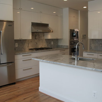 Contemporary Kitchen