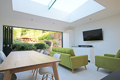 Contemporary kitchen extension