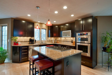 Photo of a traditional kitchen in Cleveland.