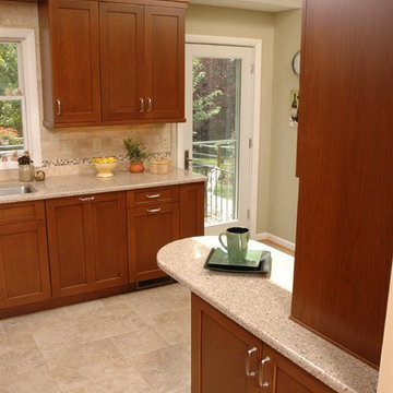 Contemporary Kitchen in Blue Ash