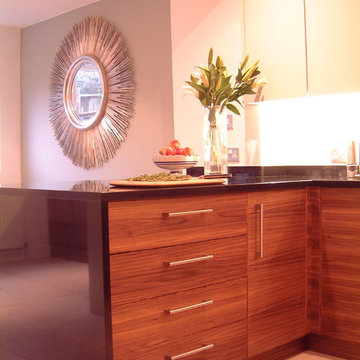 Contemporary kitchen in Chiswick