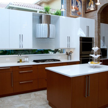 Contemporary Kitchen in Frenchmen's Reserve