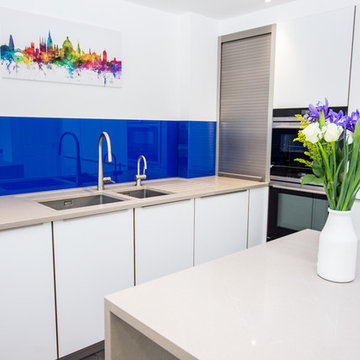 Contemporary kitchen in Kennington Oxford by Liquid Space Design Ltd