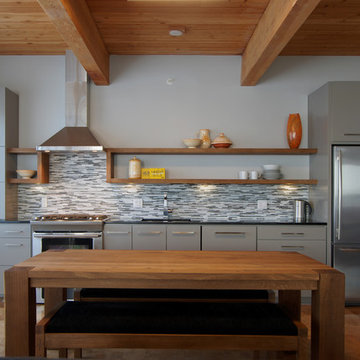 Contemporary Kitchen