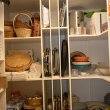 kitchen: pantry