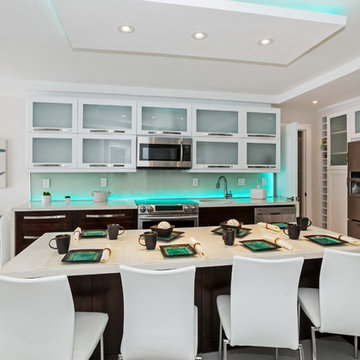 Contemporary Kitchen