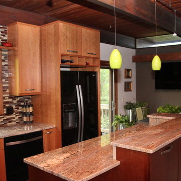 Contemporary Kitchen Opened for Entertaining
