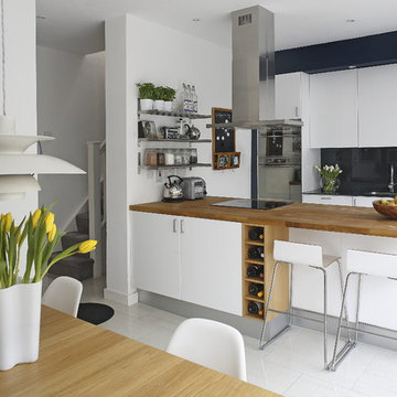 Contemporary Kitchen