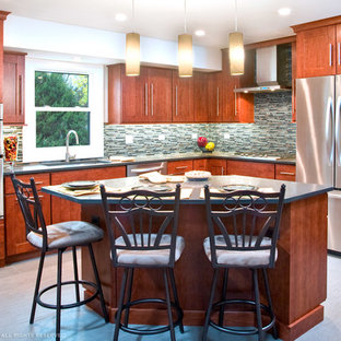 75+ Orange Küchen mit Rückwand aus Stäbchenfliesen Ideen & Bilder