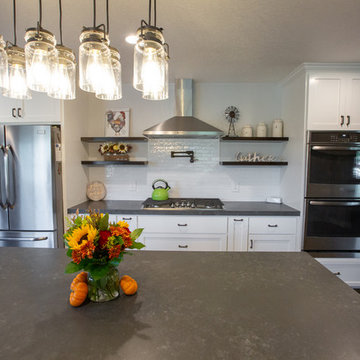 Contemporary Kitchen Remodel in Escalon (kitchenCRATE Custom S. Van Allen Rd.)