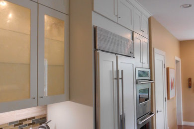 Contemporary Kitchen White Cabinets
