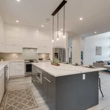 Contemporary Kitchen with Contrasting Island & Quartz Counters