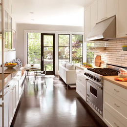 https://www.houzz.com/hznb/photos/contemporary-kitchen-with-white-oak-floor-contemporary-kitchen-san-francisco-phvw-vp~4181691