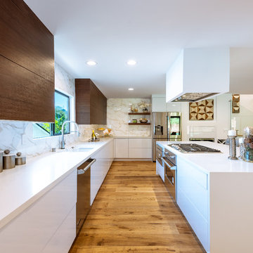 Contemporary Kitchen | Wrightwood Residence | Studio City, CA