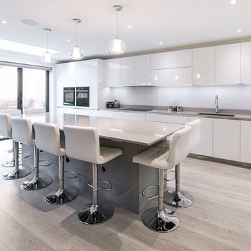Contemporary open plan minimal fresh design