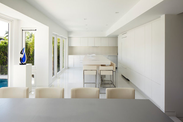 Contemporary Kitchen by Architect Bruce Celenski, Inc.