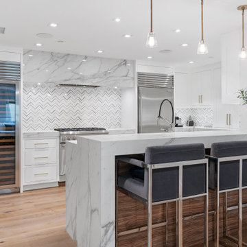 Contemporary White Custom Kitchen Cabinetry