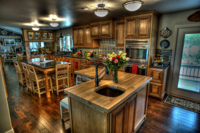 Cook's Family Kitchen