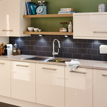Cooke & Lewis High Gloss Cream Kitchen