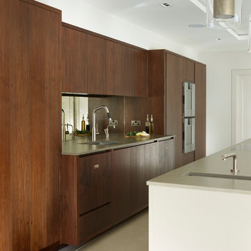 Cool & Contemporary Kitchen
