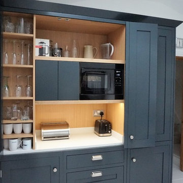 Cool Grey Modern Day Shaker
