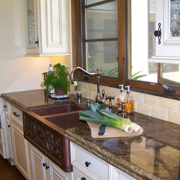 Copper Farmhouse Sink- Close up