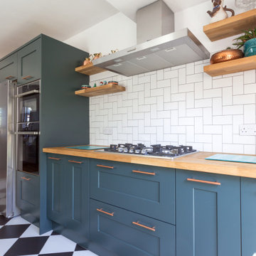 Copse Green Shaker Kitchen With Oak Worktops