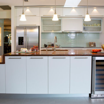 "Corsica" High Gloss White