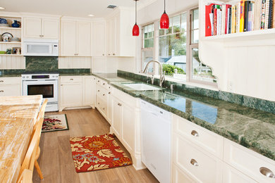 Example of a trendy kitchen design in San Luis Obispo