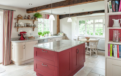 Kitchen of the Week: A Cosy Cottage Kitchen With Crimson Accents