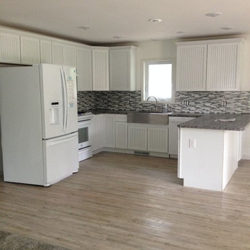 Cottage Kitchen in White