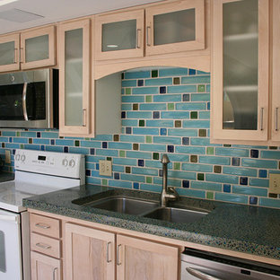 75 Most Popular Kitchen with Recycled Glass Countertops ...