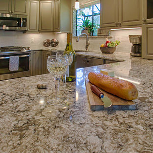 Traditional kitchen inspiration - Inspiration for a timeless kitchen remodel in Seattle