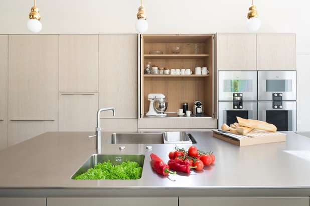Contemporary Kitchen by Kitchen Architecture Ltd