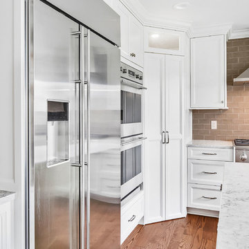 Country Club Kitchen