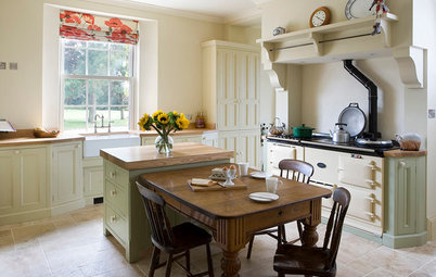 Kitchen of the Week: A Georgian Country Gem Transformed With Light