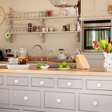 Kitchen of the Week: A Bright Country-style Kitchen Created on a Budget