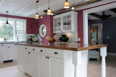 Mid-sized transitional kitchen photo in Boston