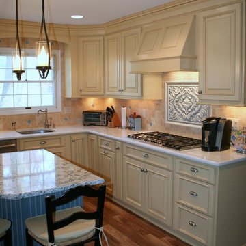 Country Style Colonial Kitchen