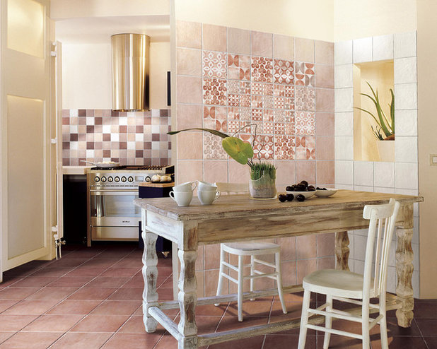 Traditional Kitchen COVERINGS 2013