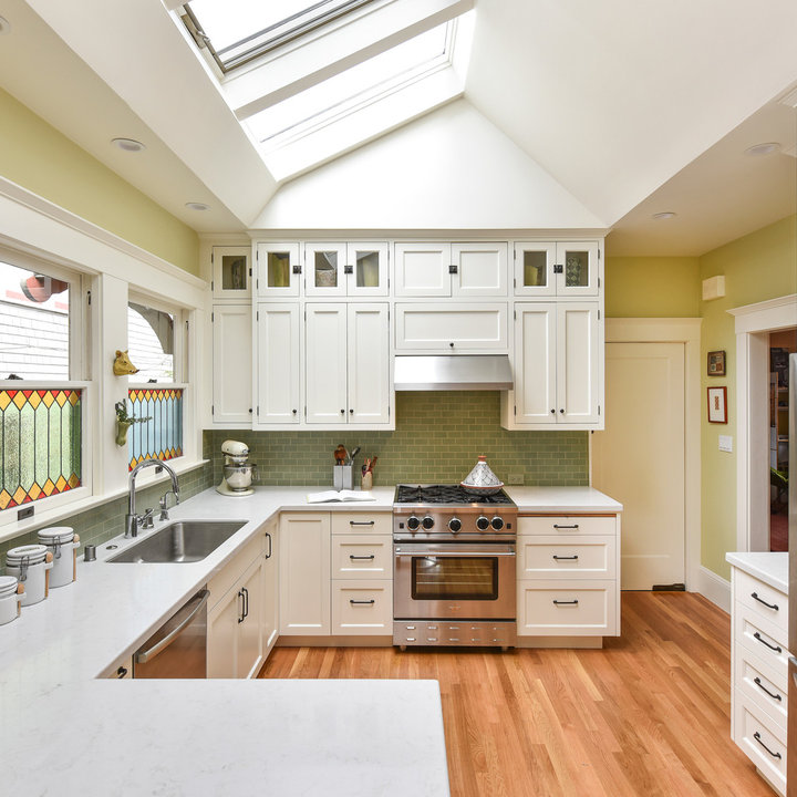 Bungalow Kitchen Photos & Ideas Houzz