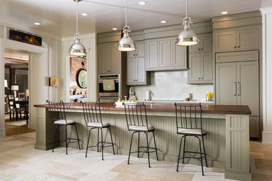 Design ideas for a large classic kitchen in Nashville.