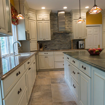 Craftsman Touches in a Traditional Kitchen