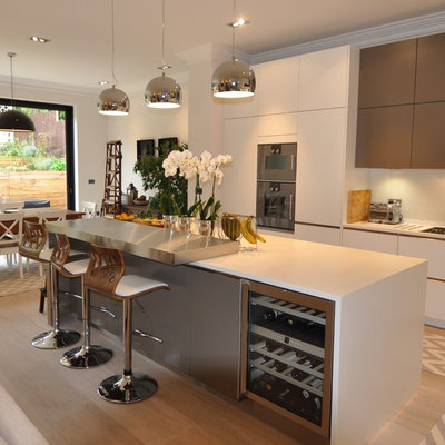 Trendy kitchen photo in London
