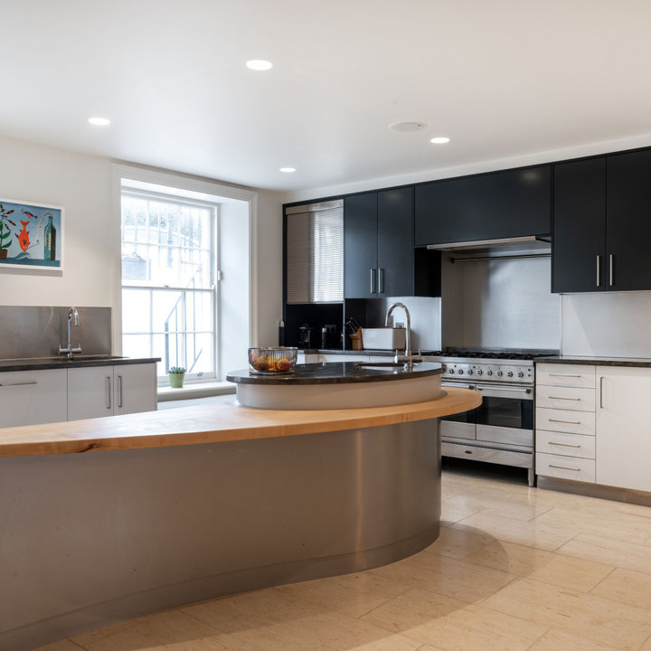 75 Beautiful Small Kitchen Ideas and Designs July 2022 Houzz UK