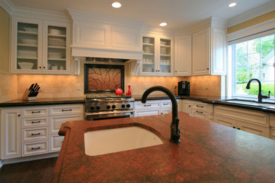 Elegant kitchen photo in Portland