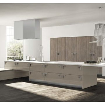 Crystal & Elisse by Lyons Kitchens
